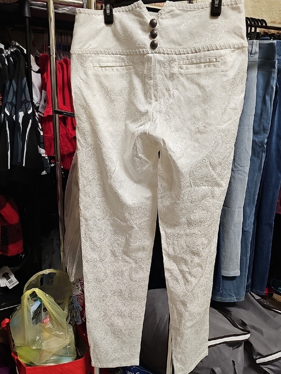 Denim - White Embroidered High-Waist Women's Jeans Newnwithout Tags